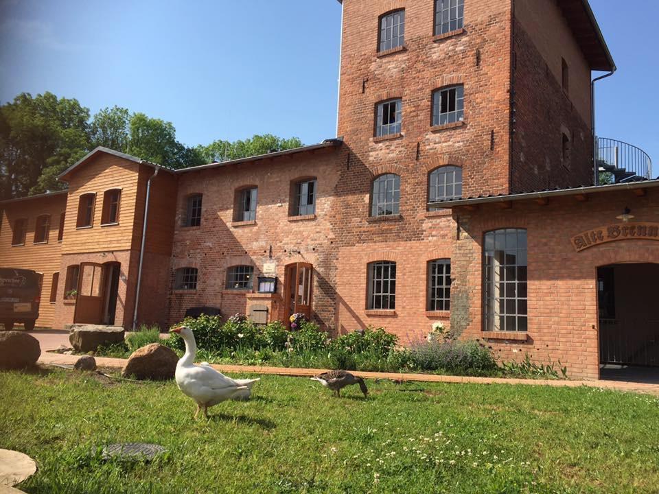 Hotel Alte Brennerei Uckerland Exterior foto